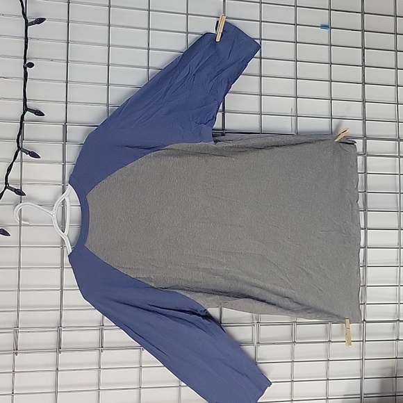 Made by 47 CHICAGO CUBS Women's 3/4 Sleeve Shirt Size Large Gray and Blue - Picture 4 of 6